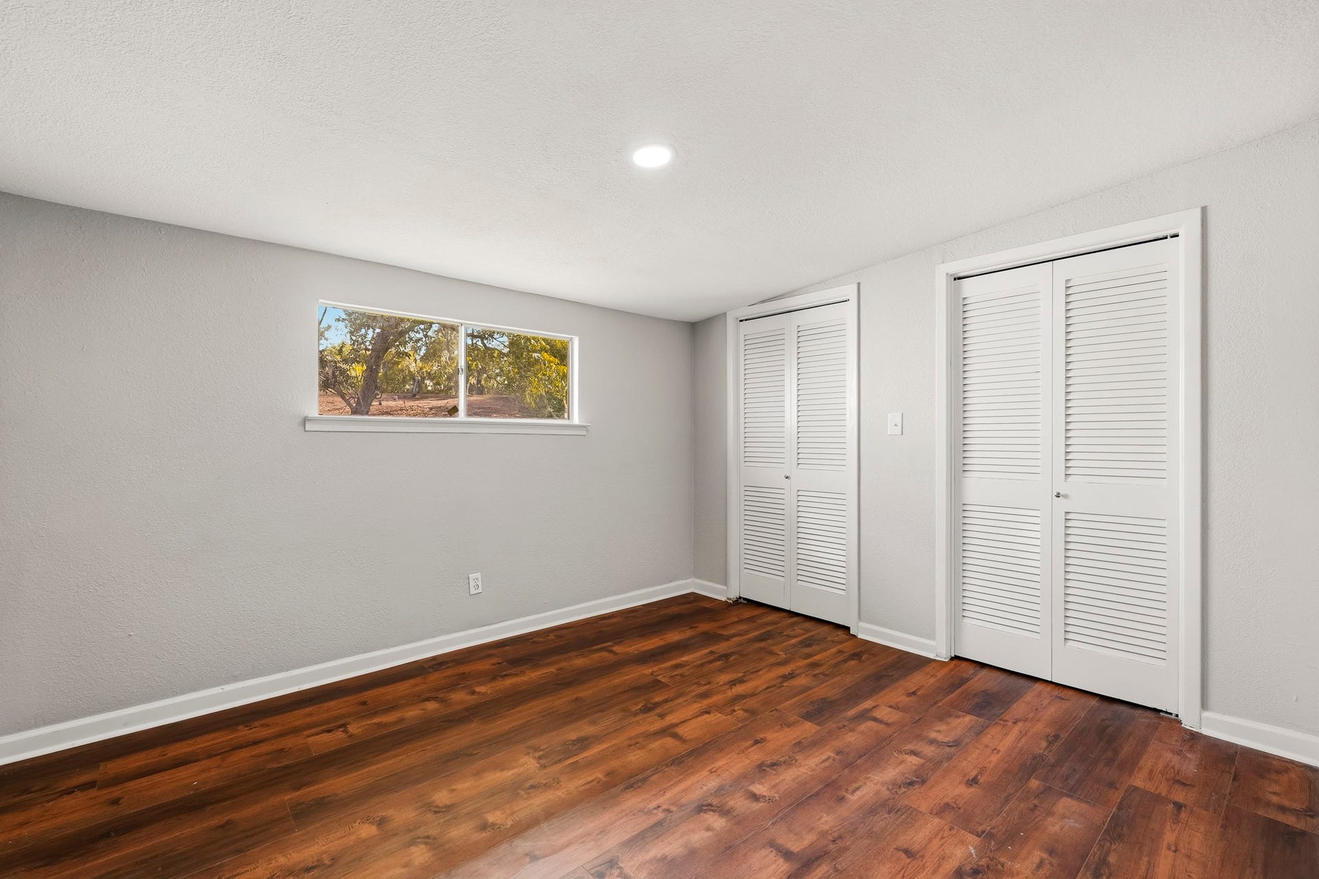 301 Azalea Street, Lake Jackson, TX 77566 301 Azalea Street, Lake Jackson, TX 77566