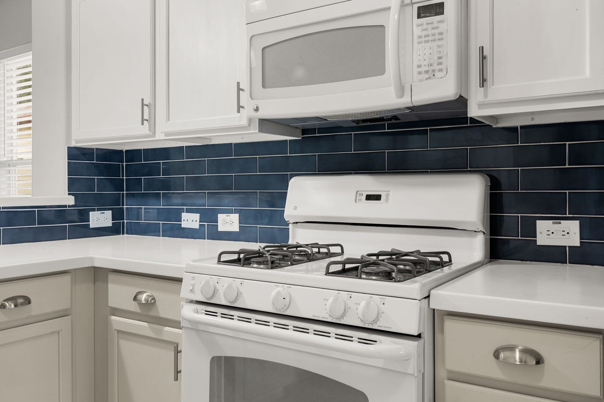 26611 Marble Falls Bend, Katy, TX 77494 26611 Marble Falls Bend, Katy, TX 77494