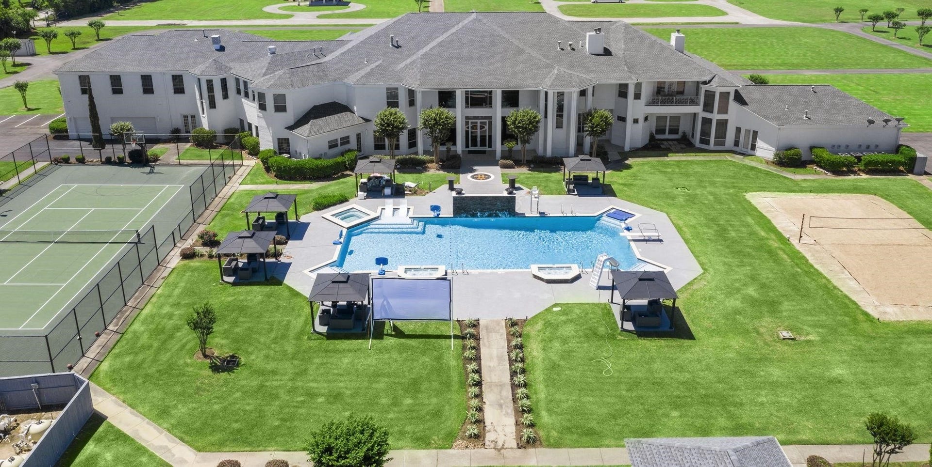 19525 Doerre Road, Spring, TX 77379