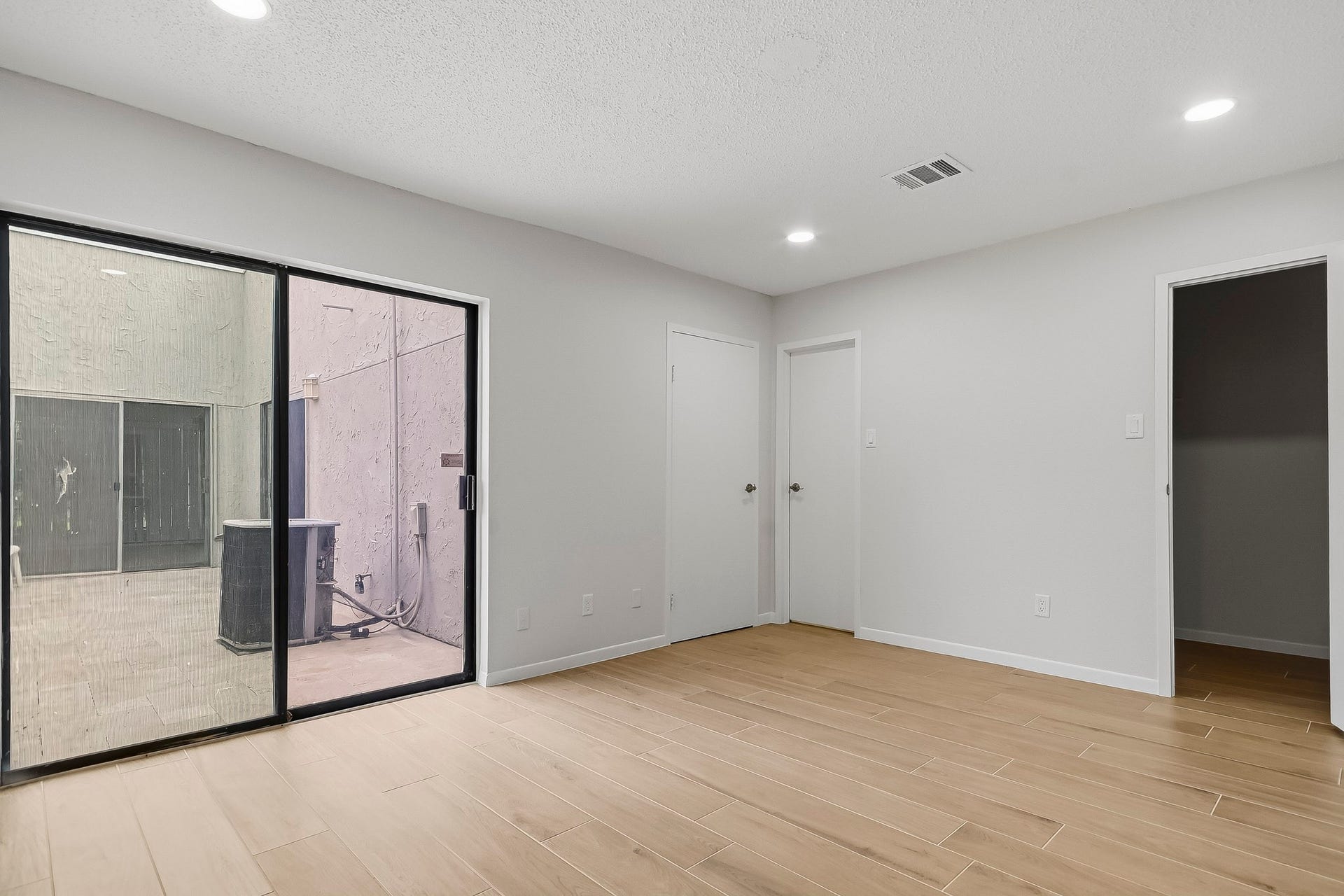 2443 Briarwest Boulevard, Houston, TX 77077 2443 Briarwest Boulevard, Houston, TX 77077
