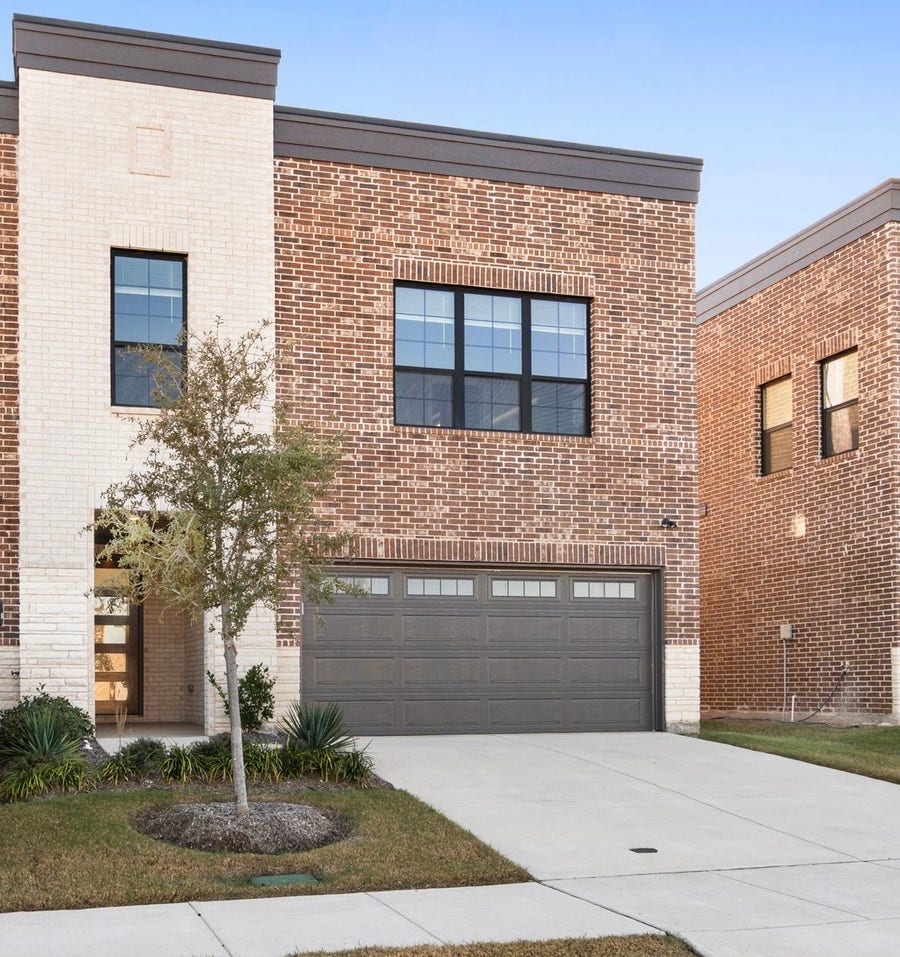 Property photo for 2041 Layla Drive, Waxahachie, TX
