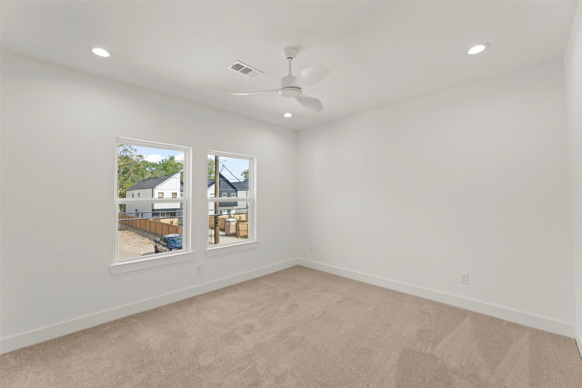 1477 Ferguson Way, Houston, TX 77088 Unit A Primary Bed