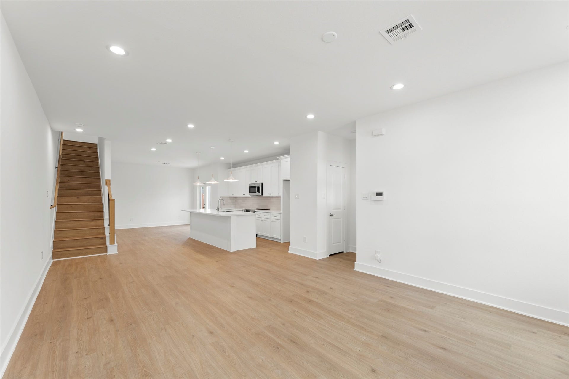 1477 Ferguson Way, Houston, TX 77088 Unit B