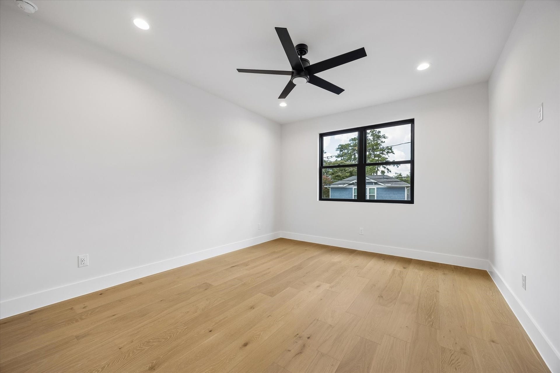 1514 Gardenia Drive, Houston, TX 77018