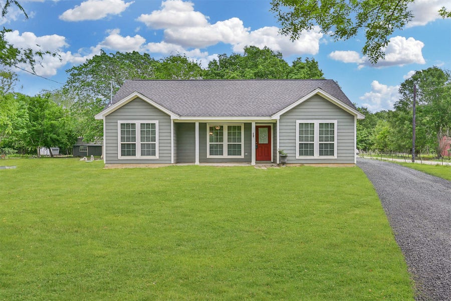 Property photo for 10533 Mary Lane, Manvel, TX