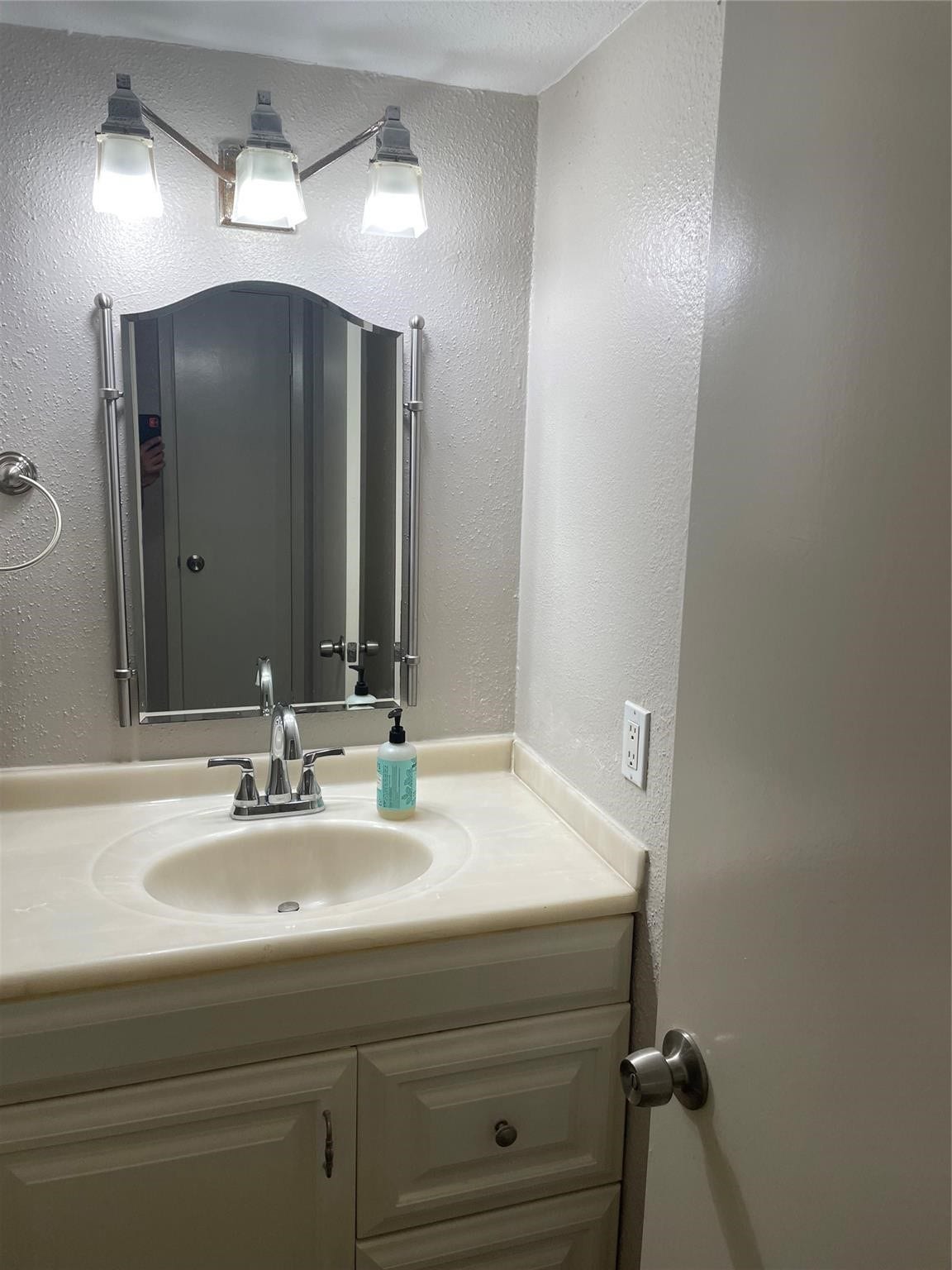 2800 Jeanetta Street, #2803, Houston, TX 77063 2800 Jeanetta Street, #2803, Houston, TX 77063
