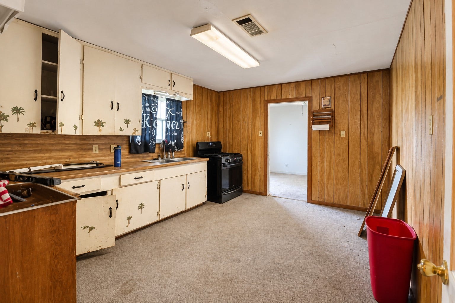 1303 Lake Road, La Marque, TX 77568 1303 Lake Road, La Marque, TX 77568