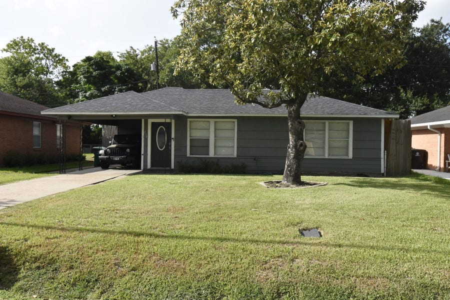Property photo for 715 E 43rd Street, Houston, TX