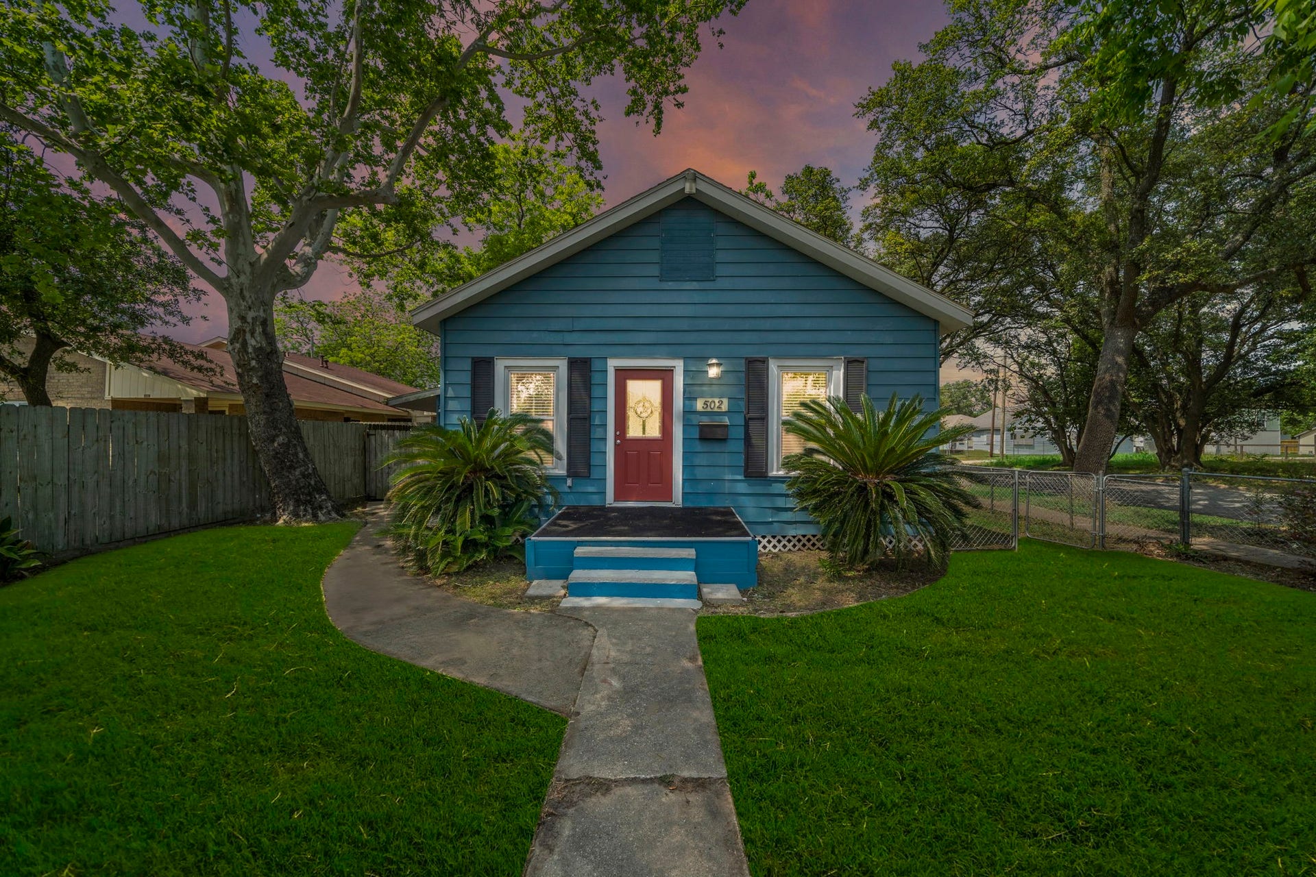 502 6th Avenue N, Texas City, TX 77590 502 6th Avenue N, Texas City, TX 77590
