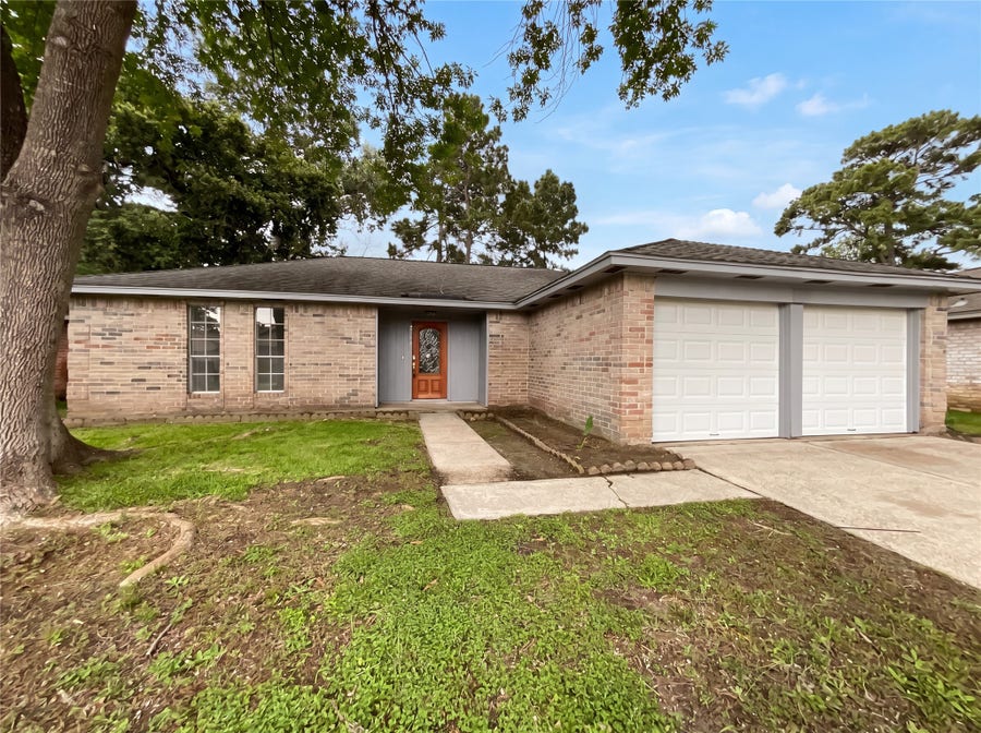 Property photo for 23110 Pennsgrove Road, Spring, TX