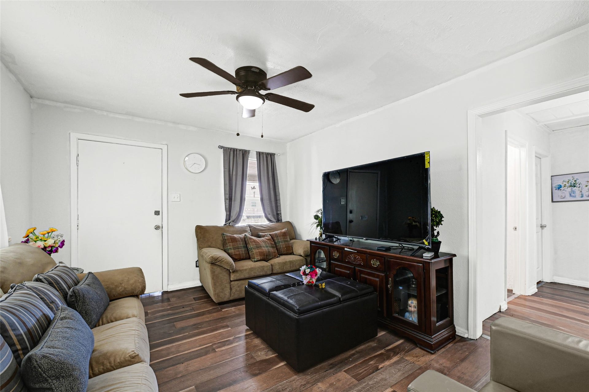 10526 Palestine Street, Jacinto City, TX 77029 10526 Palestine Street, Jacinto City, TX 77029