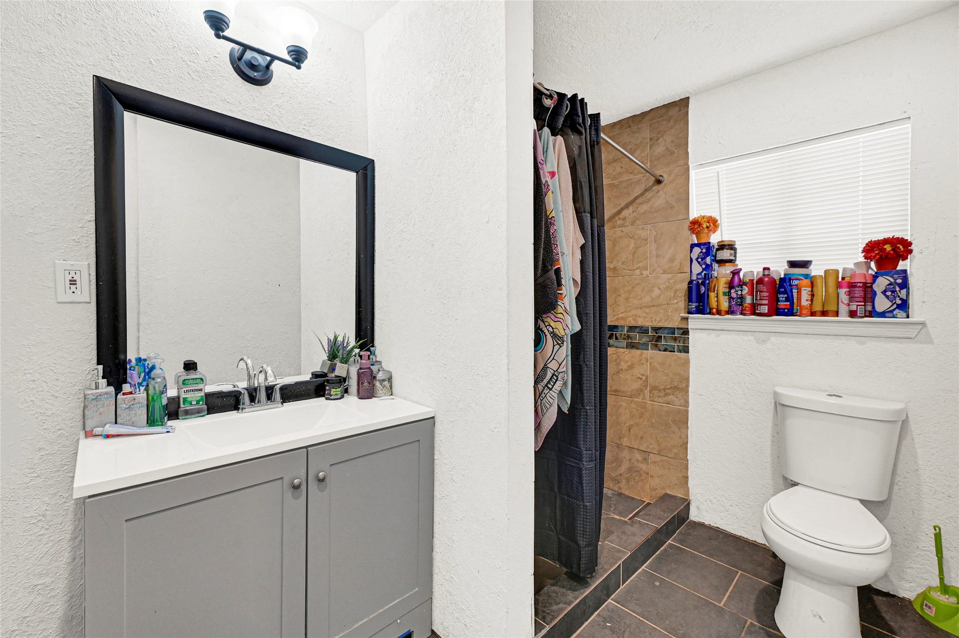 10526 Palestine Street, Jacinto City, TX 77029 10526 Palestine Street, Jacinto City, TX 77029