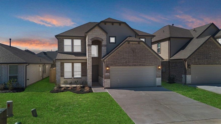 Property photo for 1723 Pecan Woods Lane, Conroe, TX