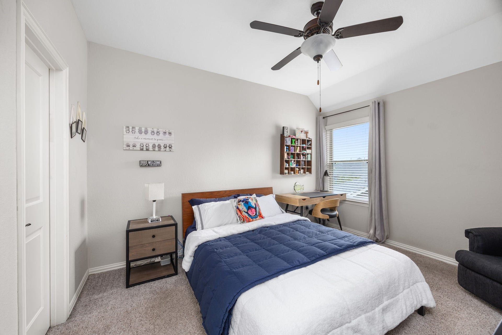 Upstairs guest bedroom.
