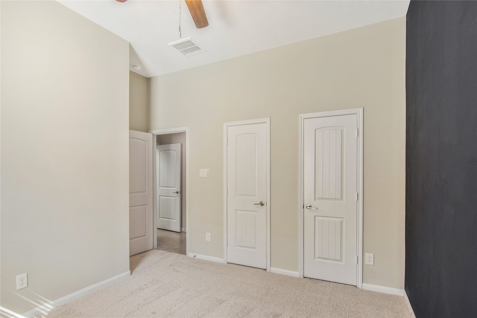 21670 Chokecherry Avenue, Porter, TX 77365 21670 Chokecherry Avenue, Porter, TX 77365