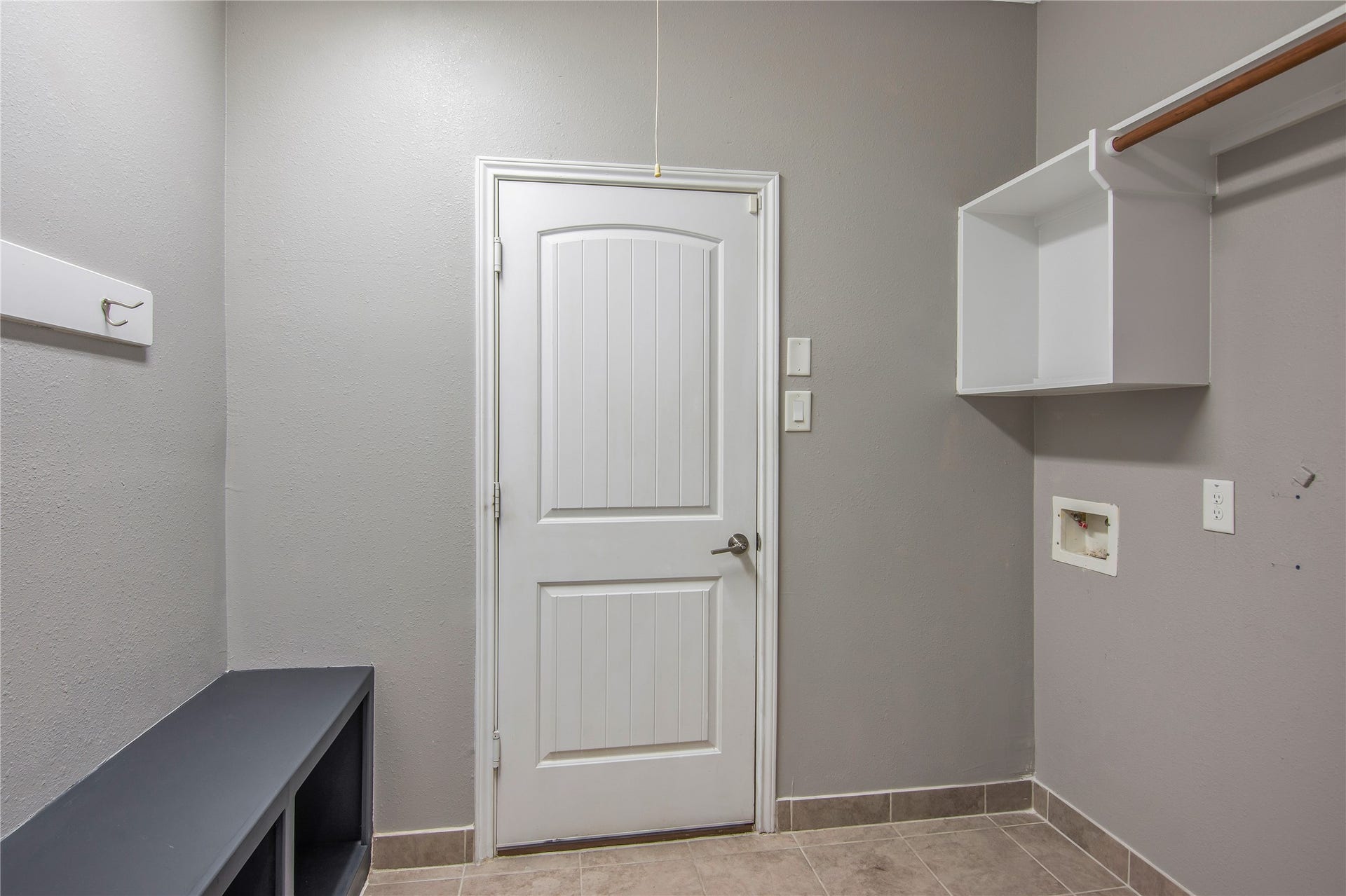 21670 Chokecherry Avenue, Porter, TX 77365 21670 Chokecherry Avenue, Porter, TX 77365