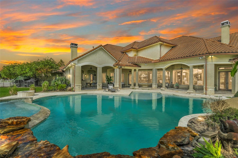 Property photo for 17111 Saddle Ridge Pass, Cypress, TX