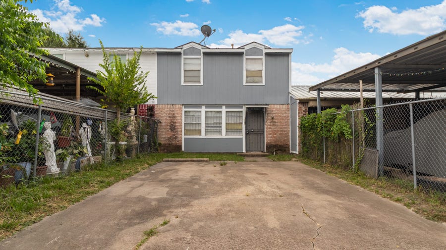 Property photo for 9706 Farragut Street, Houston, TX