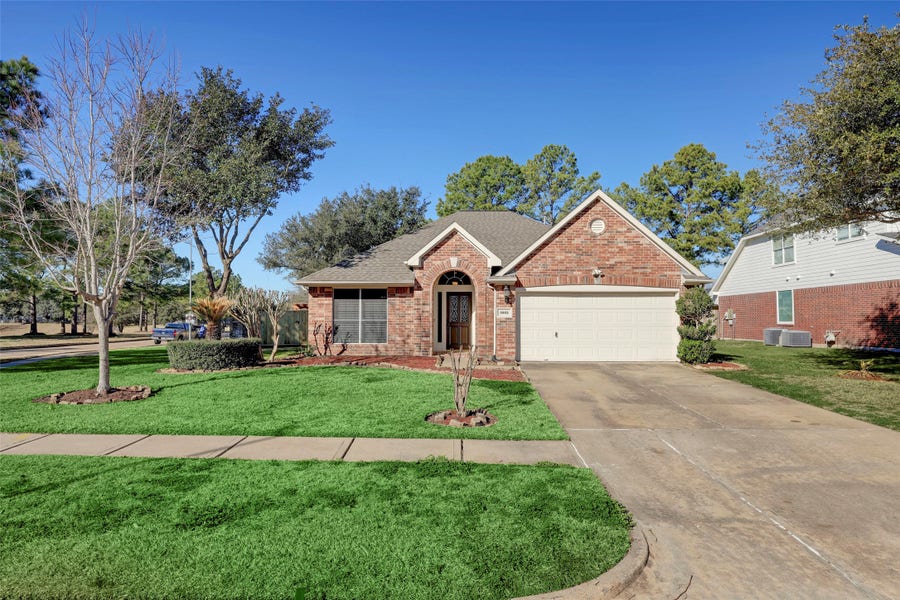 Property photo for 8903 Aberdeen Park Drive, Houston, TX