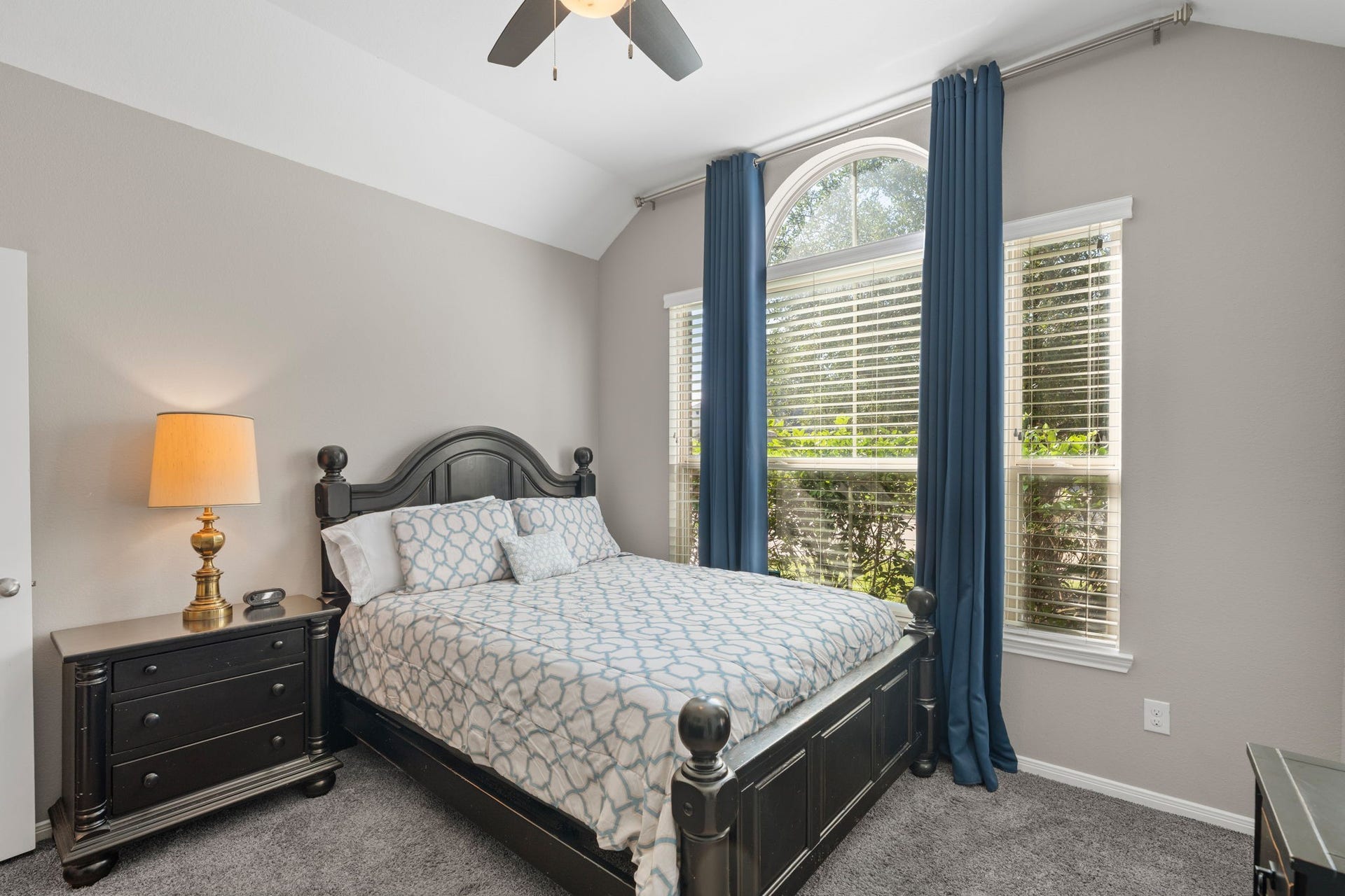 23418 Tirino Shores Drive, Katy, TX 77493 Each with walking closets