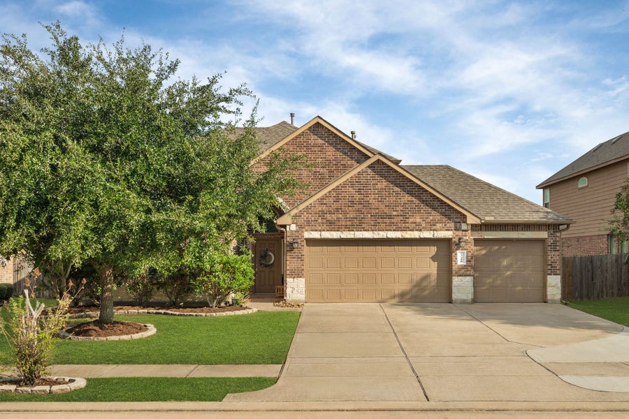 Property photo for 23418 Tirino Shores Drive, Katy, TX