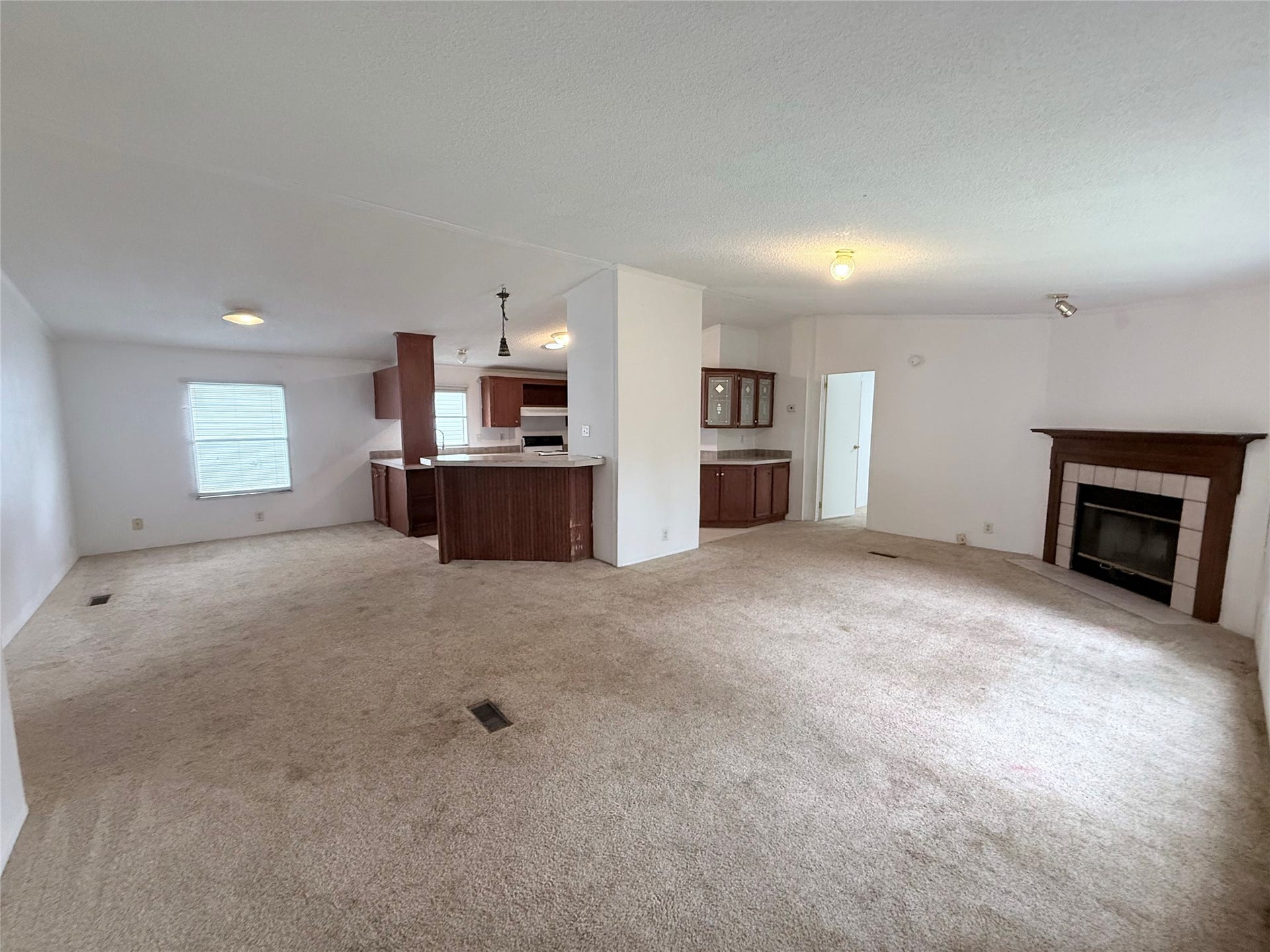 13416 Commander Circle, Willis, TX 77318 13416 Commander Circle, Willis, TX 77318