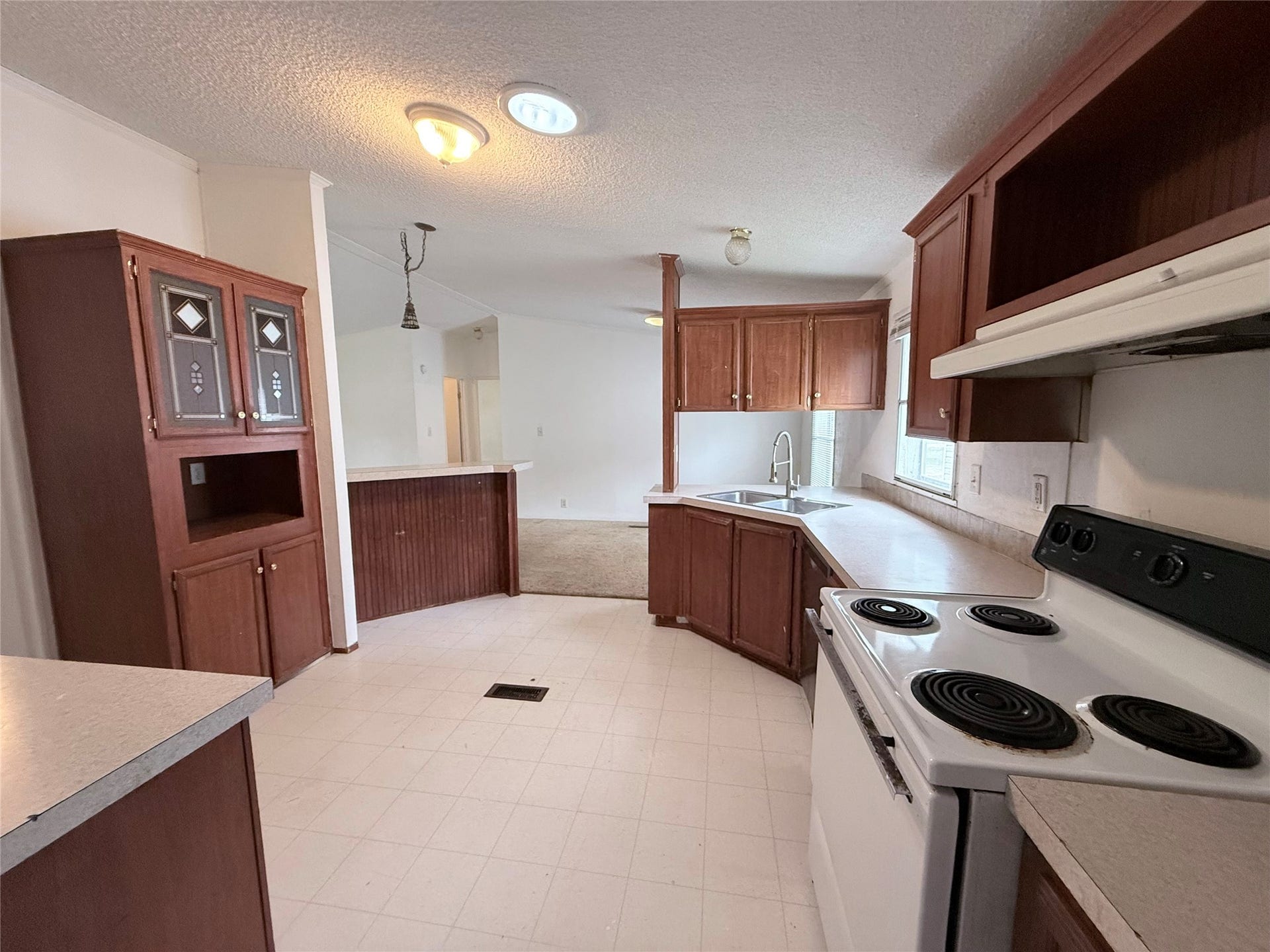 13416 Commander Circle, Willis, TX 77318 13416 Commander Circle, Willis, TX 77318