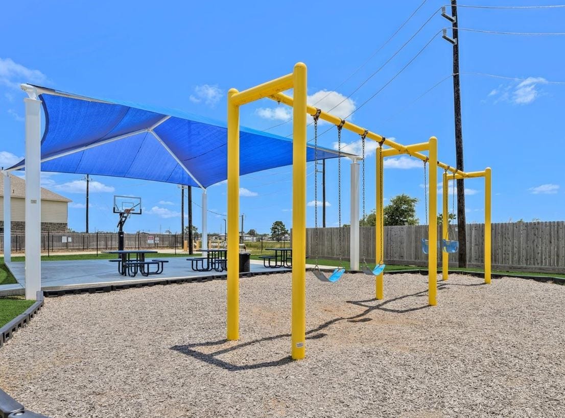 23109 Chablis Drive, Alvin, TX 77511 23109 Chablis Drive, Alvin, TX 77511