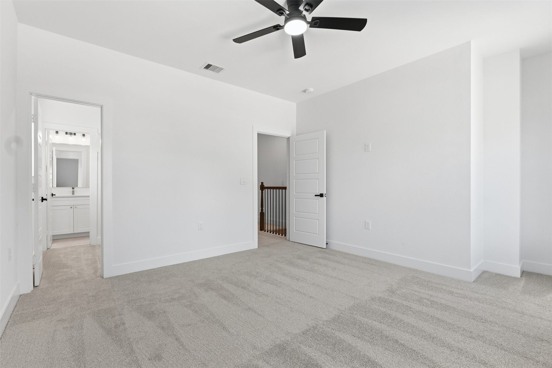 7982 Chateau Street, Houston, TX 77028