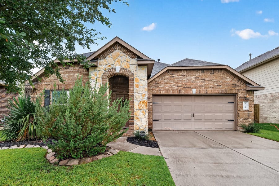 Property photo for 4631 Stolz Trail, Katy, TX