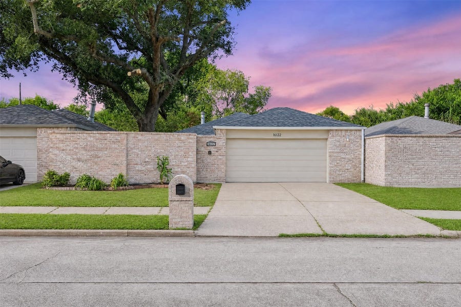 Property photo for 16122 Glen Mar Drive, Houston, TX