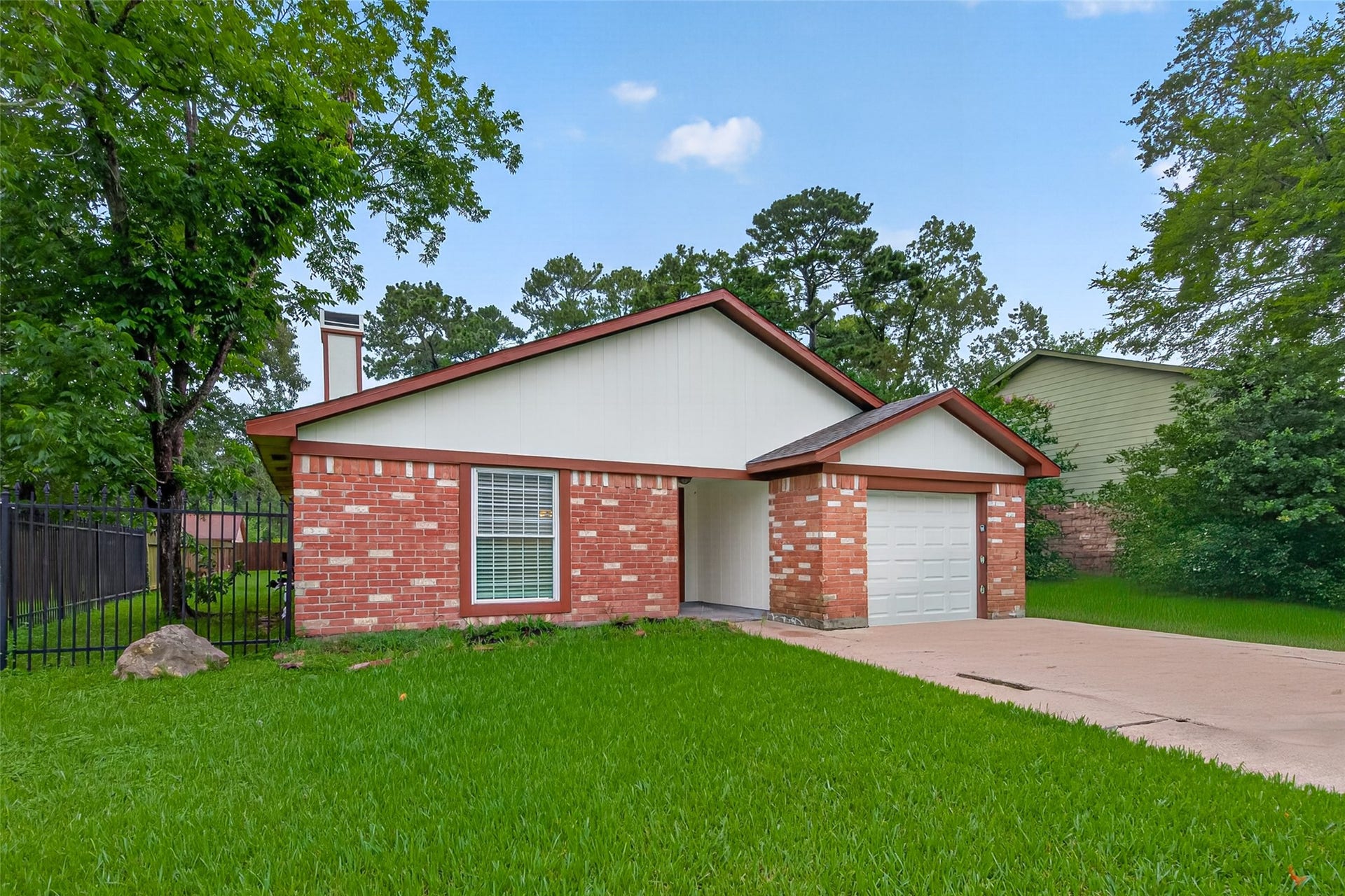 3319 Abbey Field Lane, Porter, TX 77365 3319 Abbey Field Lane, Porter, TX 77365