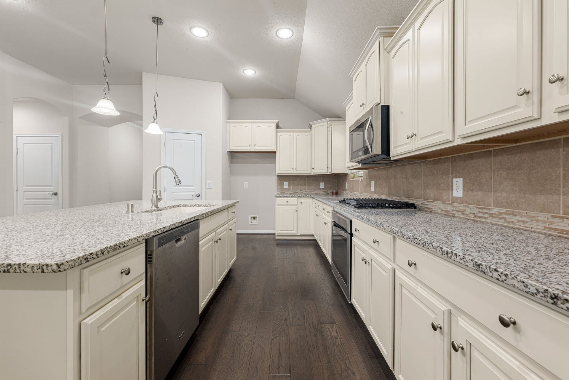 4568 Argonne Woods Drive, Porter, TX 77365 4568 Argonne Woods Drive, Porter, TX 77365