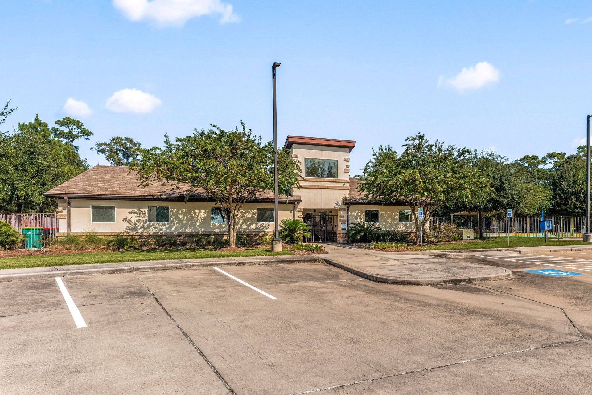4568 Argonne Woods Drive, Porter, TX 77365 4568 Argonne Woods Drive, Porter, TX 77365