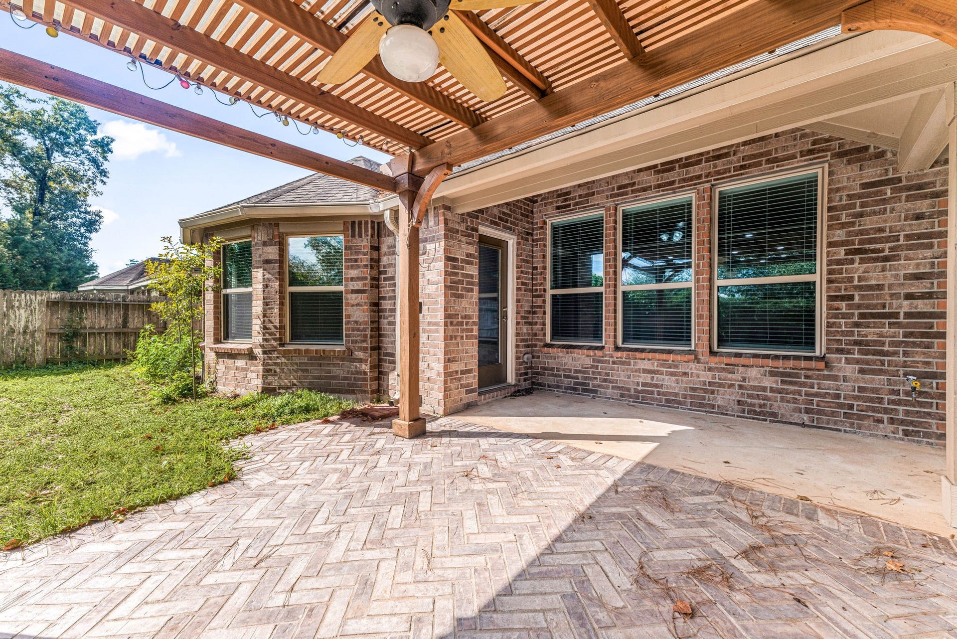 4568 Argonne Woods Drive, Porter, TX 77365 4568 Argonne Woods Drive, Porter, TX 77365