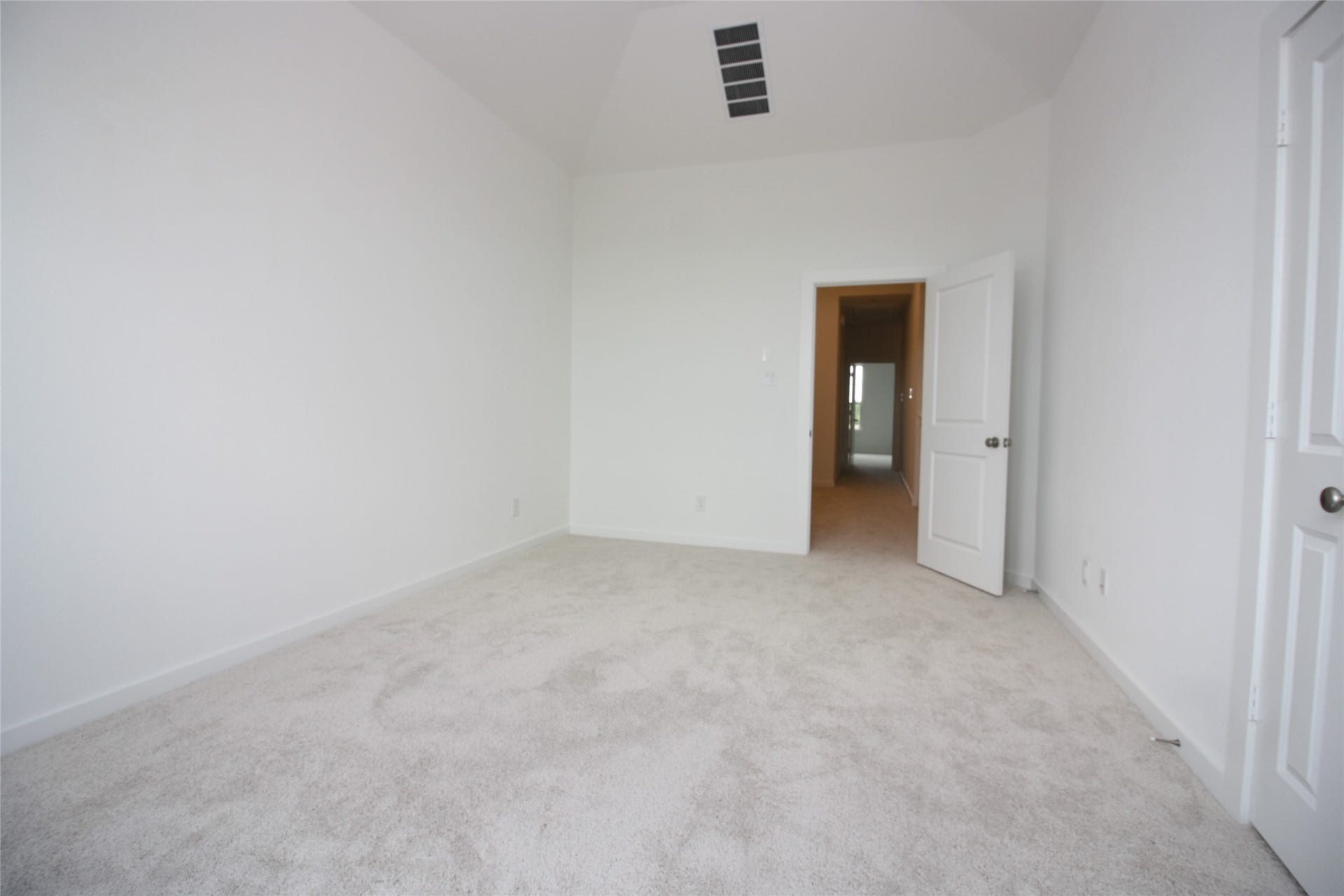 6527 Scarlet Pond Lane, Fulshear, TX 77441 Master bedroom
