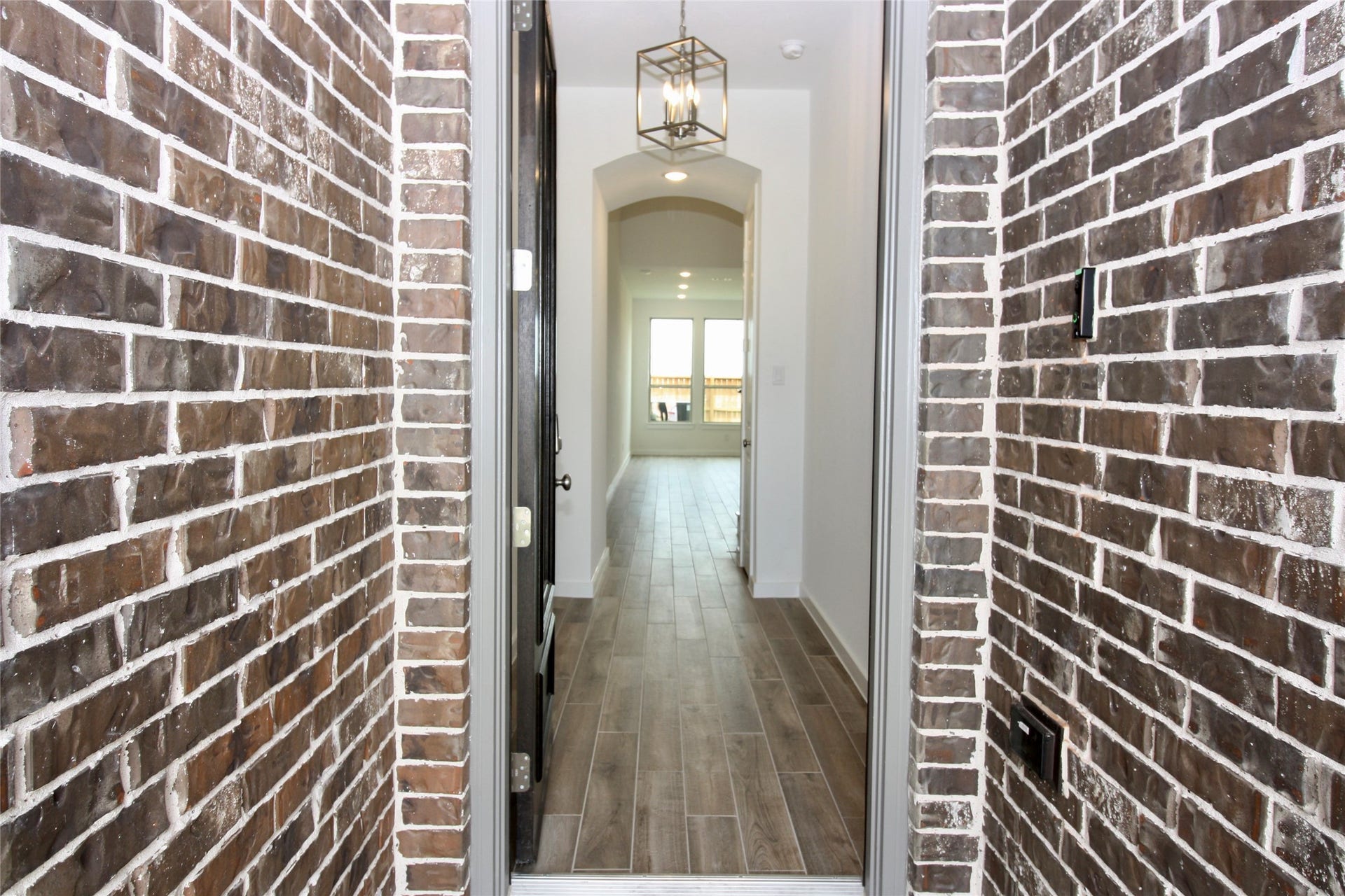 6527 Scarlet Pond Lane, Fulshear, TX 77441 Welcome home!