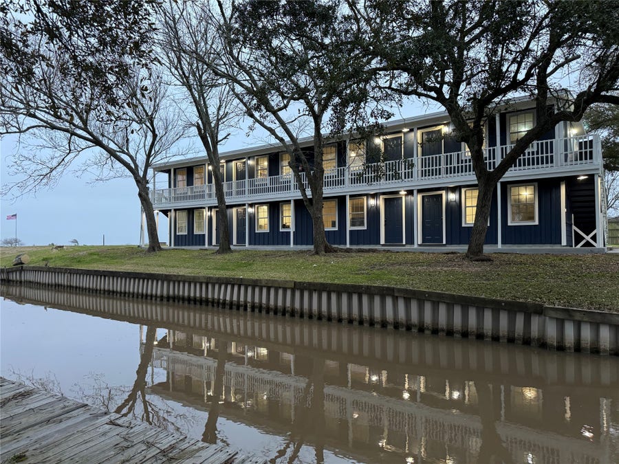 Property photo for 5202 County Road 469, Brazoria, TX