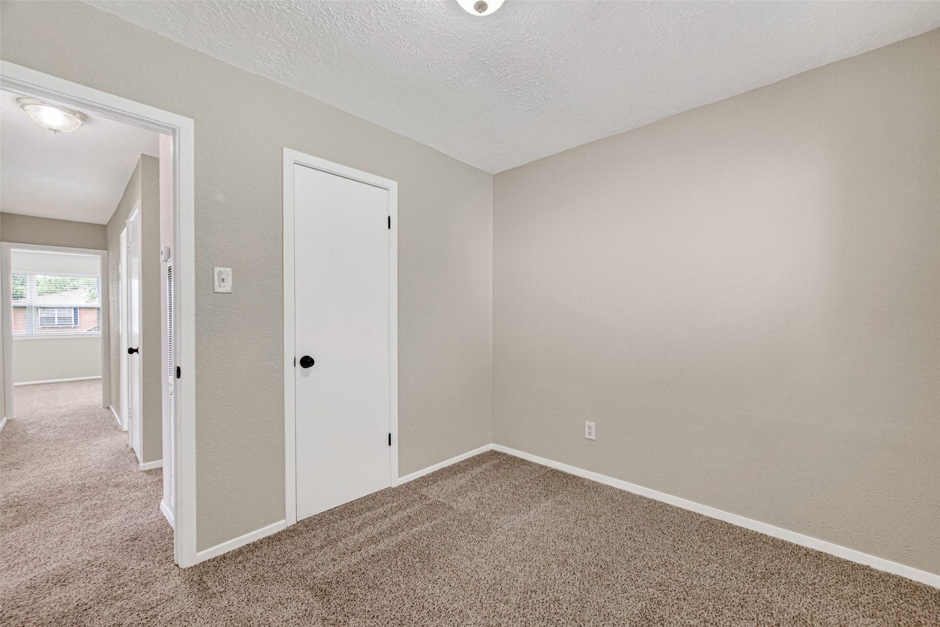 16615 Barcelona Drive, Friendswood, TX 77546 Bedroom 1