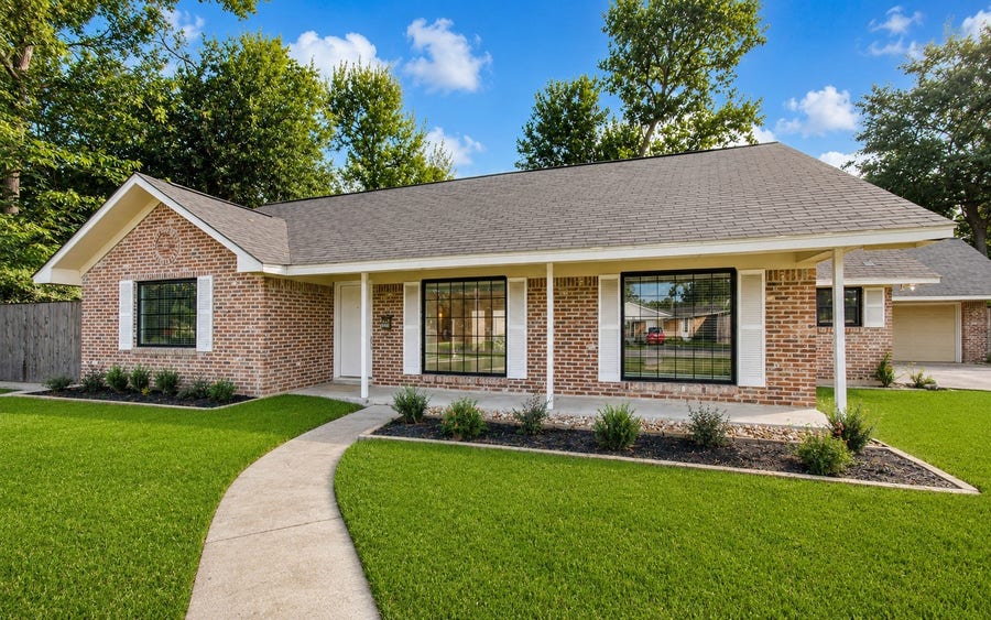 Property photo for 1801 Benbow Way, Houston, TX