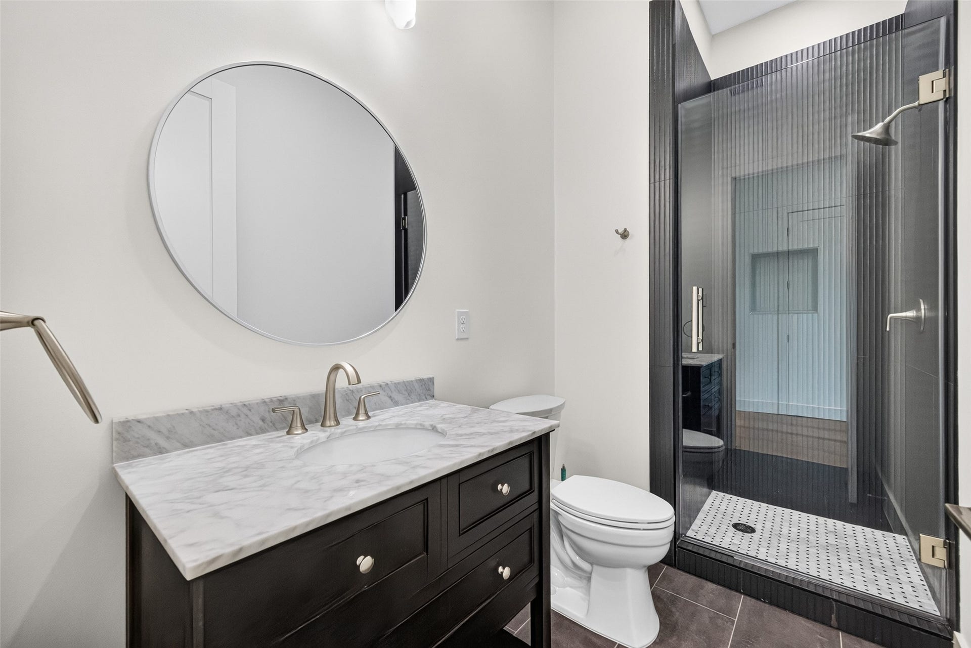 518 E 32nd Street, Houston, TX 77018 518 E 32nd Street, Houston, TX 77018