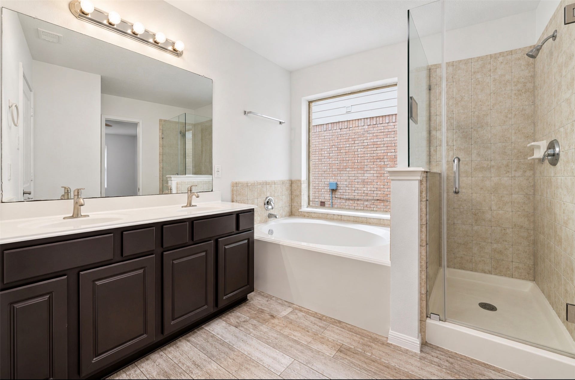 17234 Trace Glen Lane, Houston, TX 77083 17234 Trace Glen Lane, Houston, TX 77083