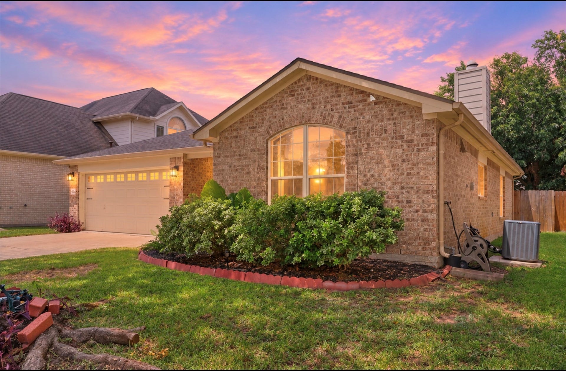 17234 Trace Glen Lane, Houston, TX 77083 17234 Trace Glen Lane, Houston, TX 77083
