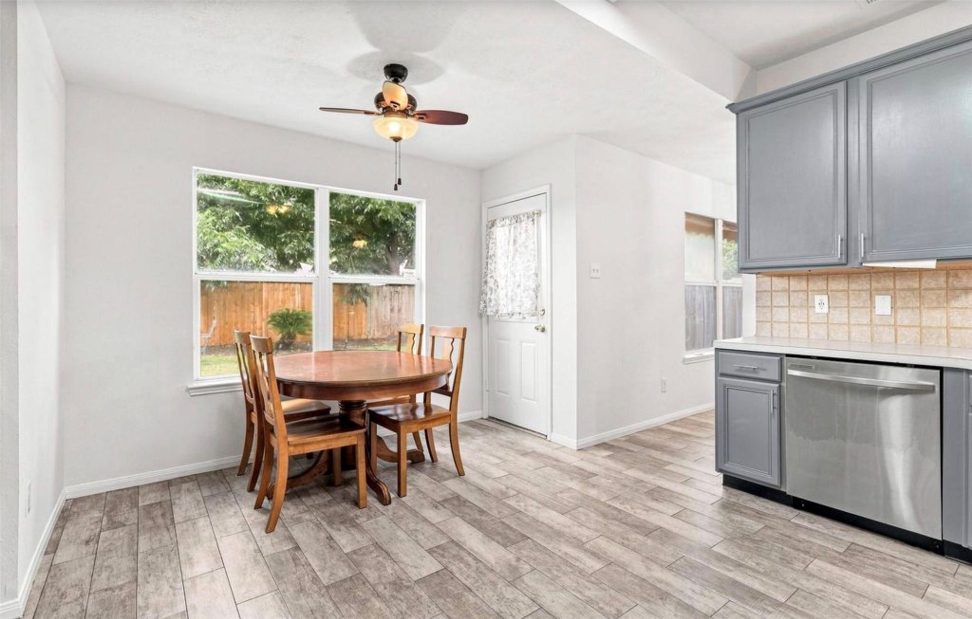 17234 Trace Glen Lane, Houston, TX 77083 17234 Trace Glen Lane, Houston, TX 77083