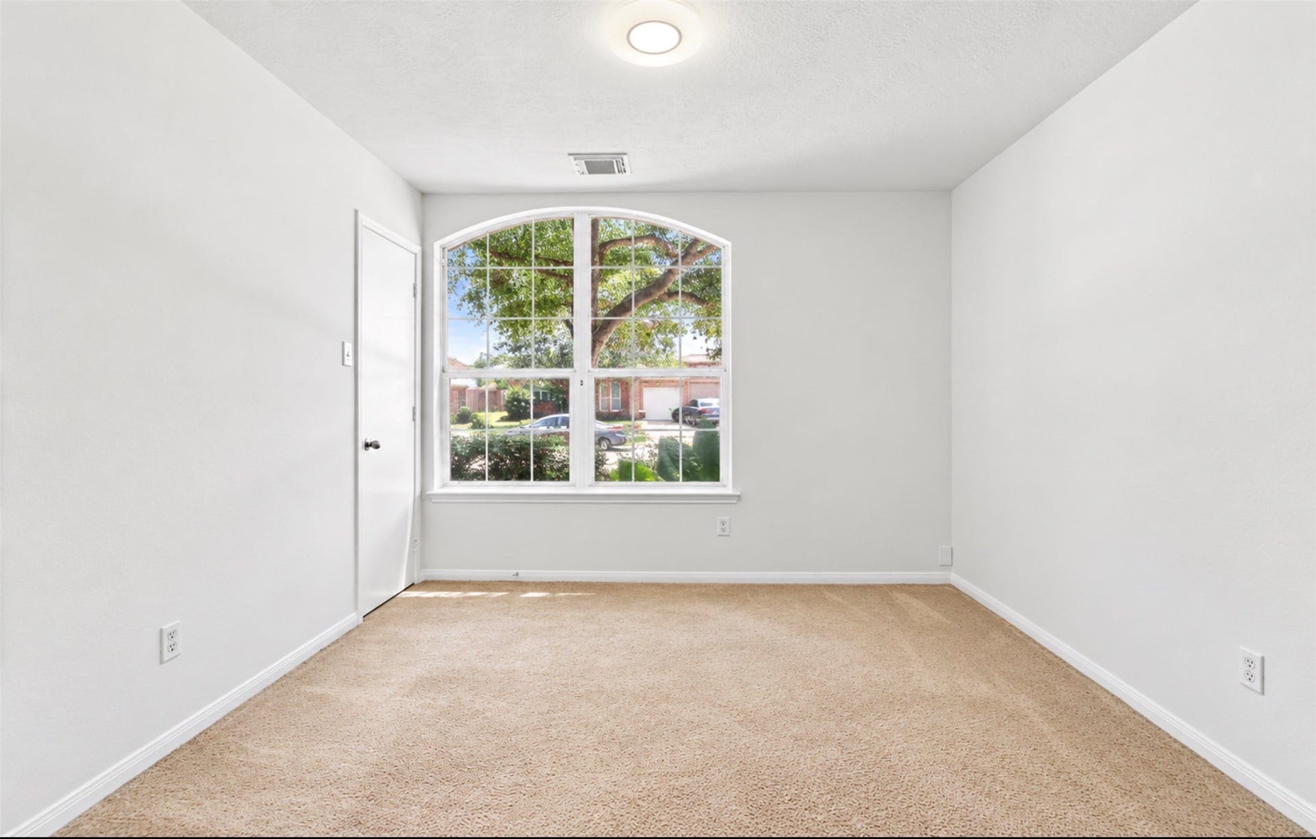 17234 Trace Glen Lane, Houston, TX 77083 17234 Trace Glen Lane, Houston, TX 77083