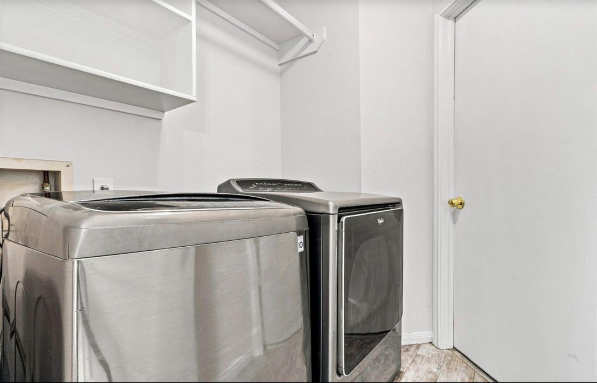 17234 Trace Glen Lane, Houston, TX 77083 17234 Trace Glen Lane, Houston, TX 77083