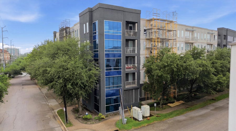 Property photo for 505 Jackson Hill Street, #307, Houston, TX