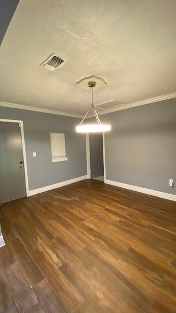 6623 Cresthill Street, Houston, TX 77033 6623 Cresthill Street, Houston, TX 77033