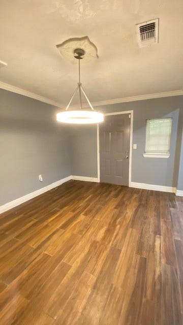 6623 Cresthill Street, Houston, TX 77033 6623 Cresthill Street, Houston, TX 77033