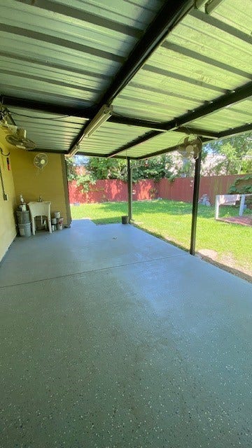6623 Cresthill Street, Houston, TX 77033 6623 Cresthill Street, Houston, TX 77033